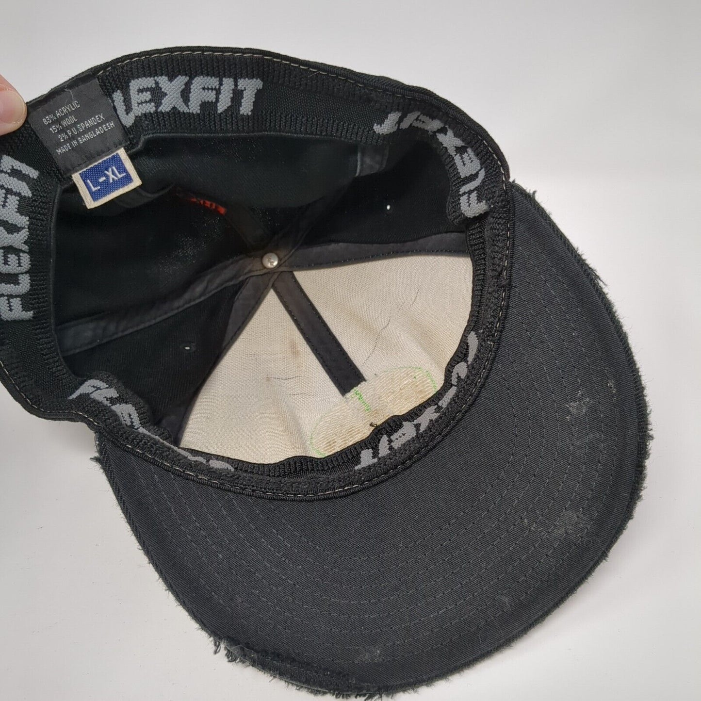 Metal Mulisha World Wide Domination Fitted Hat Black L/XL Distressed Flexfit