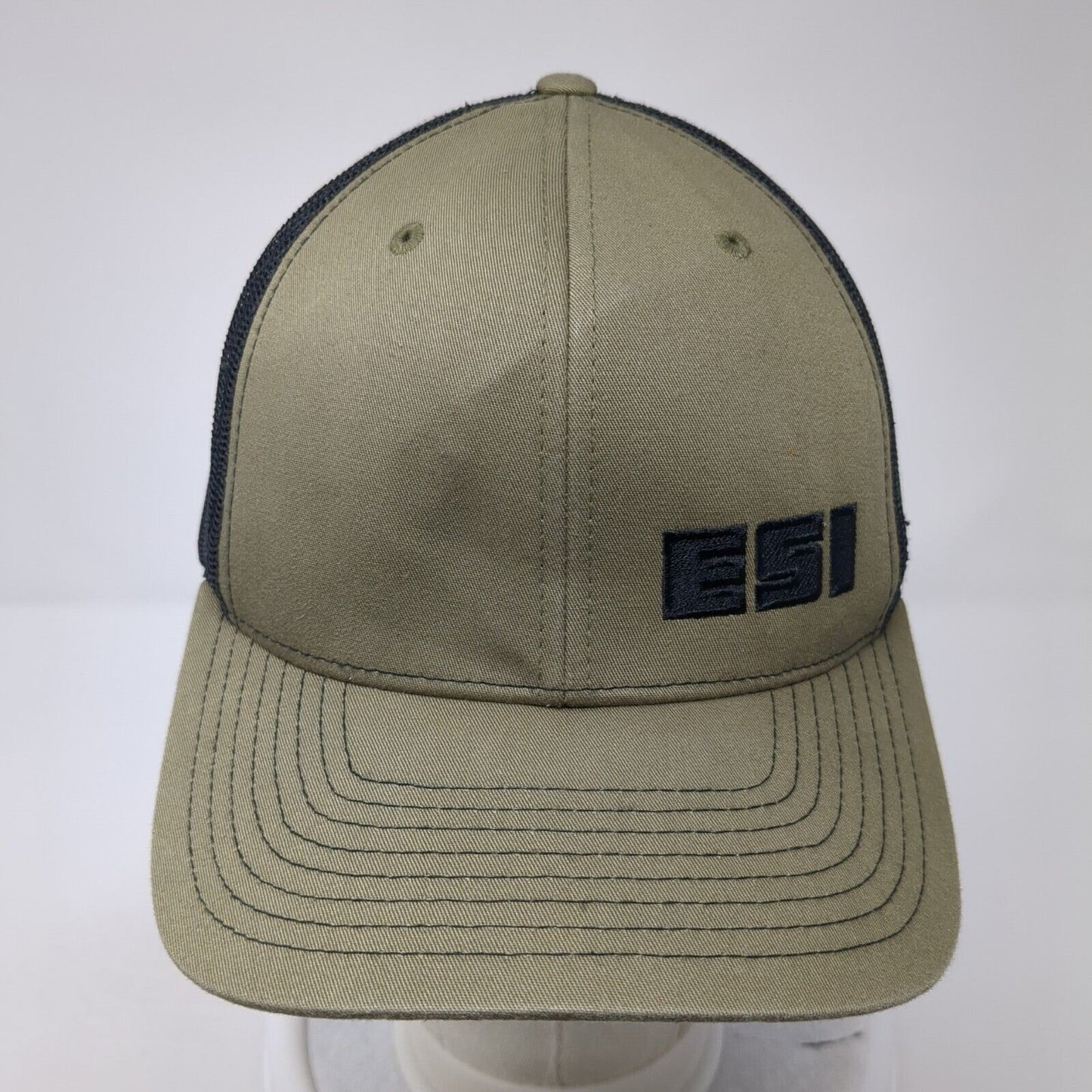 ESI Snapback Mesh Back Trucker Hat Green One Size Adjustable 6 Panel