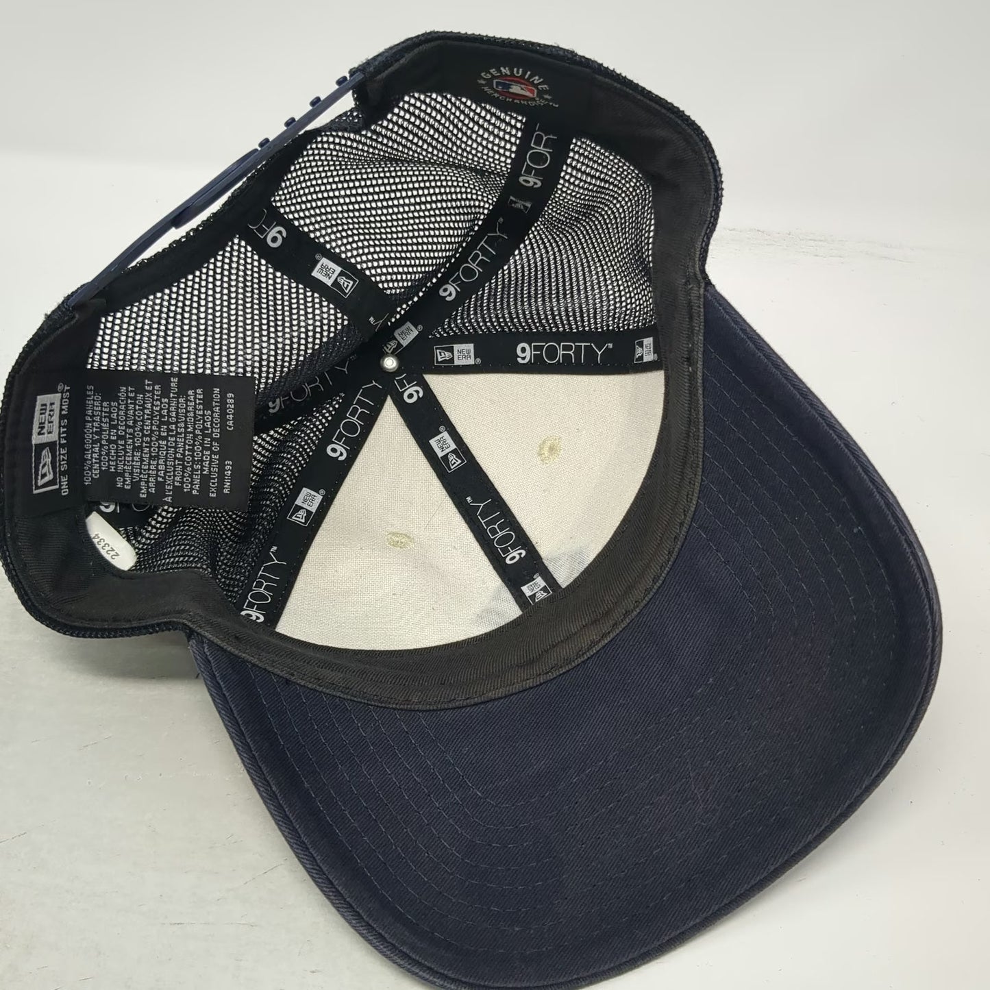 New Era MLB New York Yankees Blue Trucker Hat One Size Mesh Snapback Curve Brim