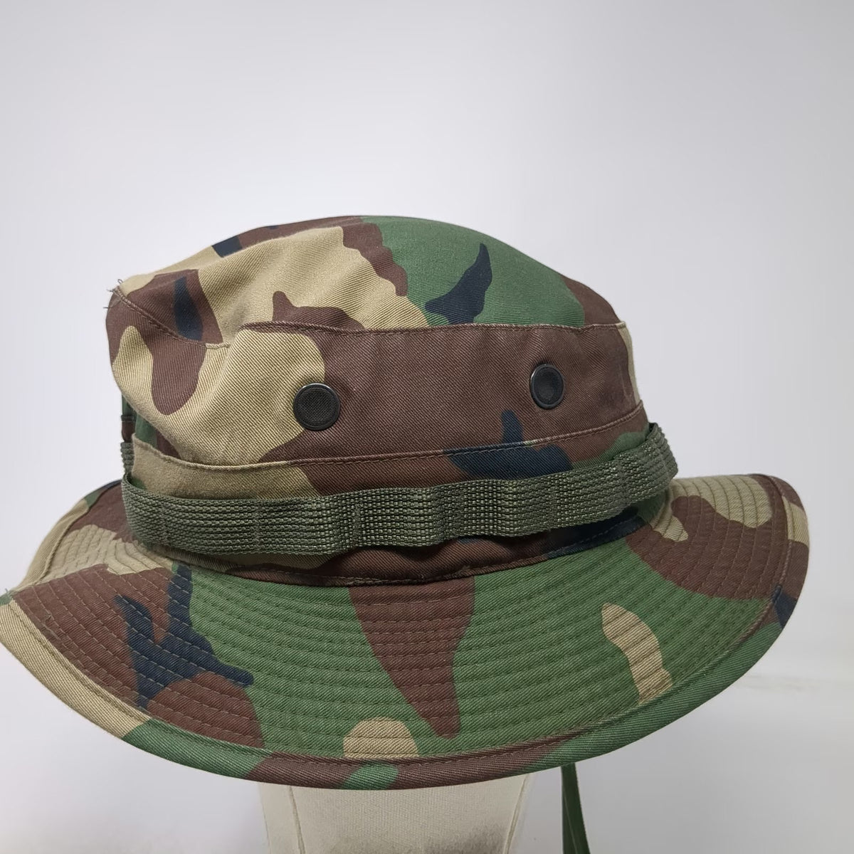 Propper Boonie Hat Green Brown 7 1/2 Camouflage Chin Strap Branch Loops Outdoor