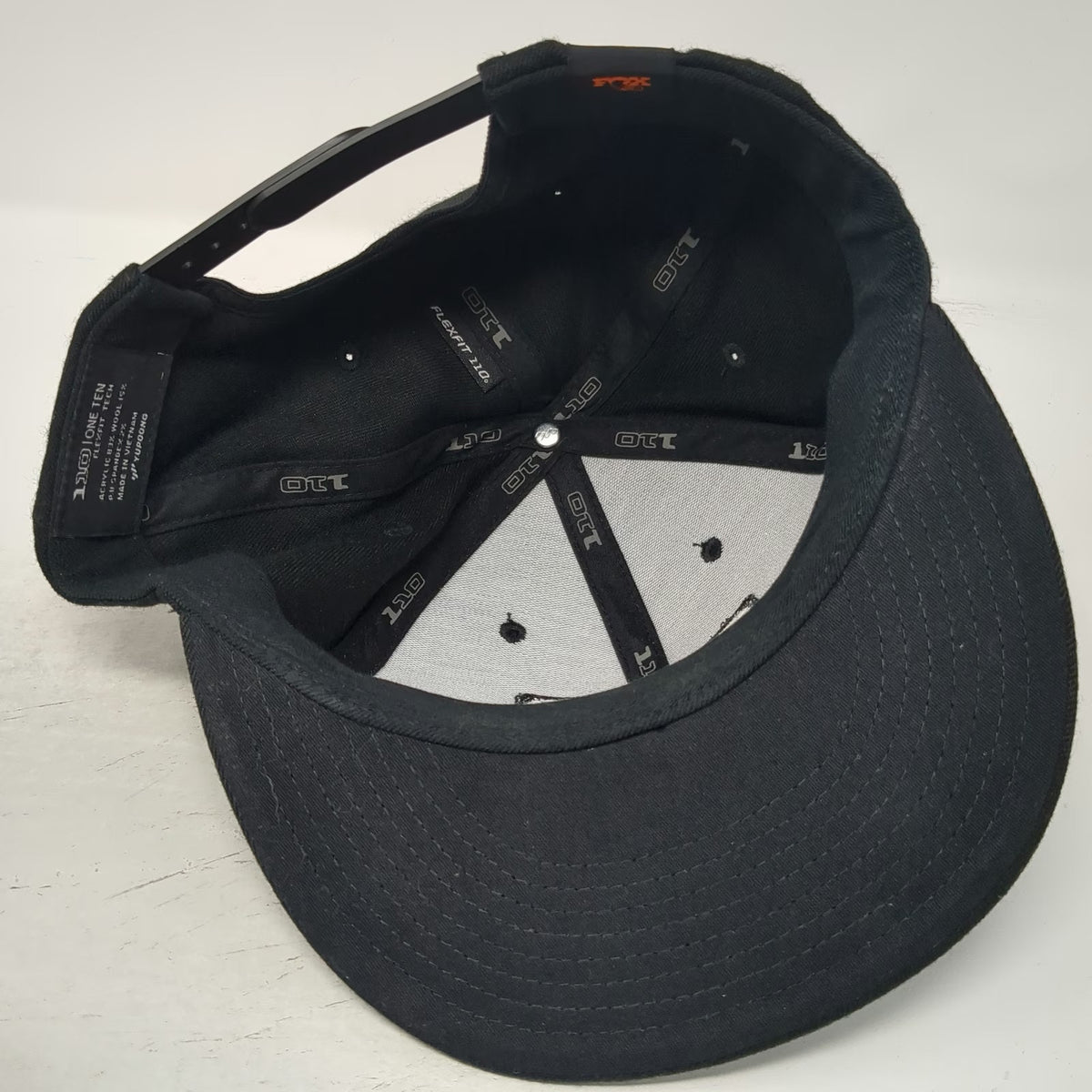 Yupoong Snapback Hat Black One Size Fox Factory Bob Portrait Patch 110 Flexfit