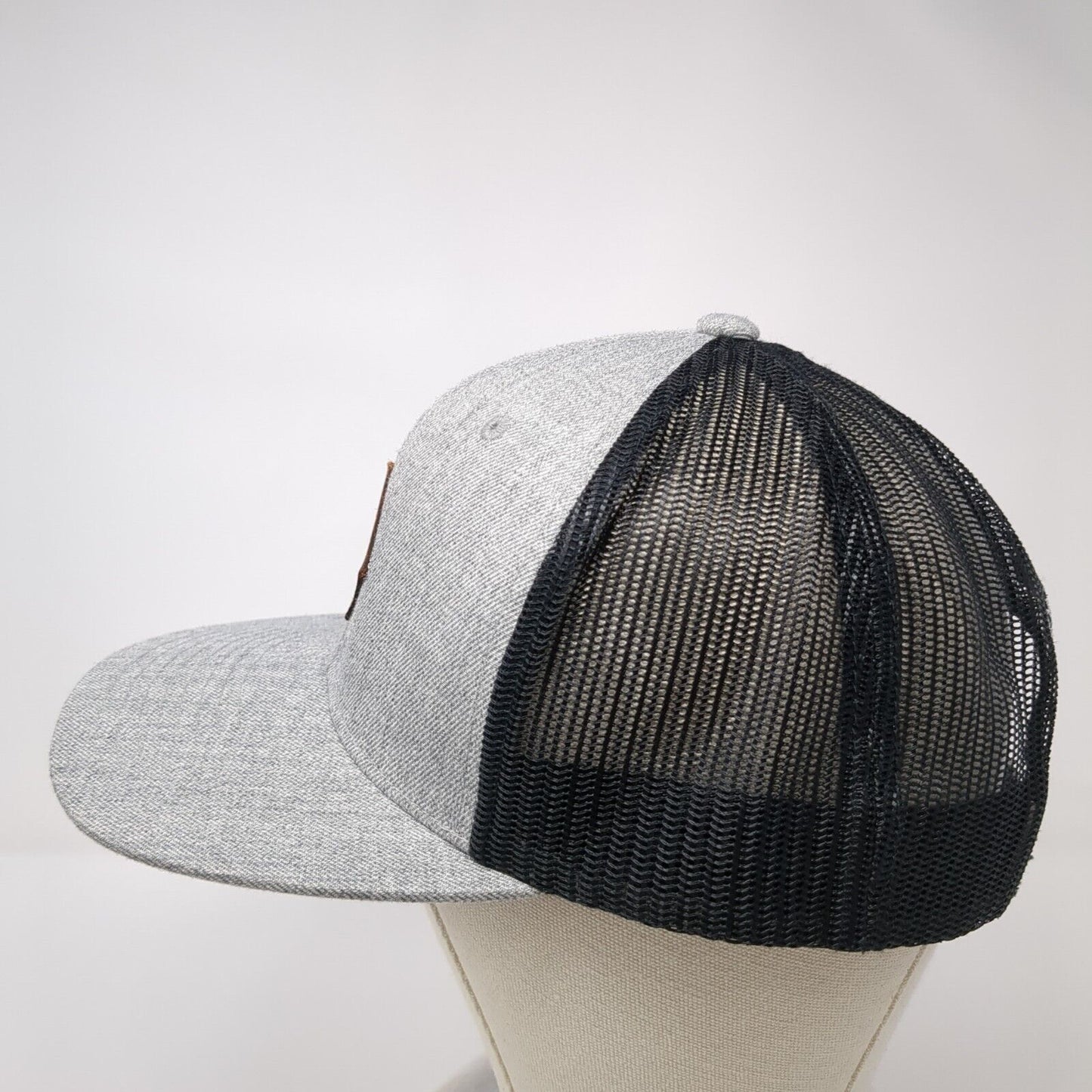 Do A Daffy Snapback Trucker Hat Gray OS Adjustable Mesh Back Captuer Headwear