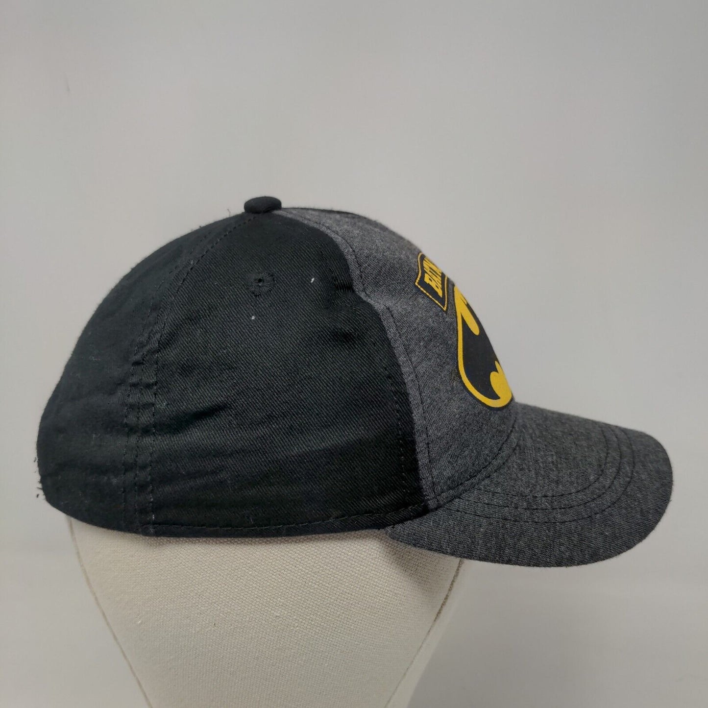 DC Comics Batman Baby Stretchy Hat Gray Black Size 12-24M Graphic Logo