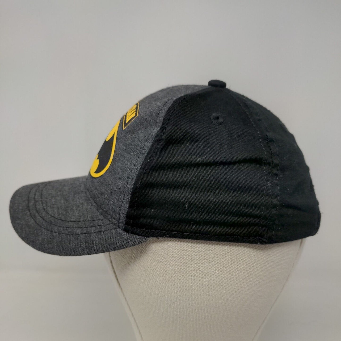 DC Comics Batman Baby Stretchy Hat Gray Black Size 12-24M Graphic Logo