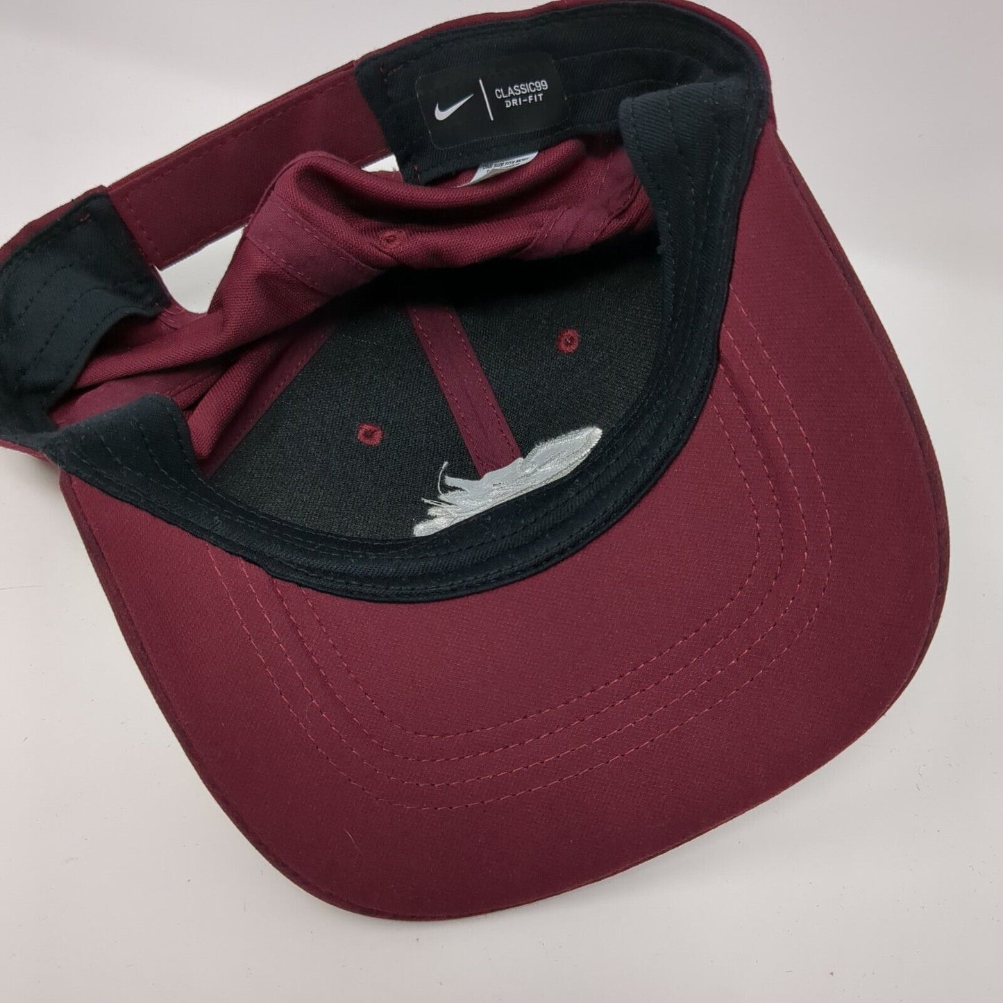 Griz Football Strapback Hat Red OS Embroidered Swoosh Classic99 Nike Dri-Fit