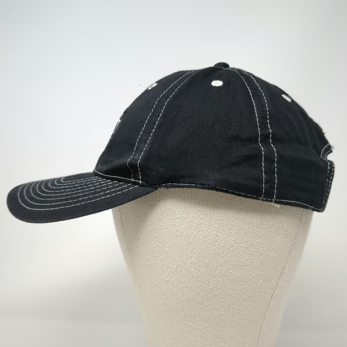 Cutty Whisky Baseball Cap Black One Size White Contrast Stitching Logo Patch Hat