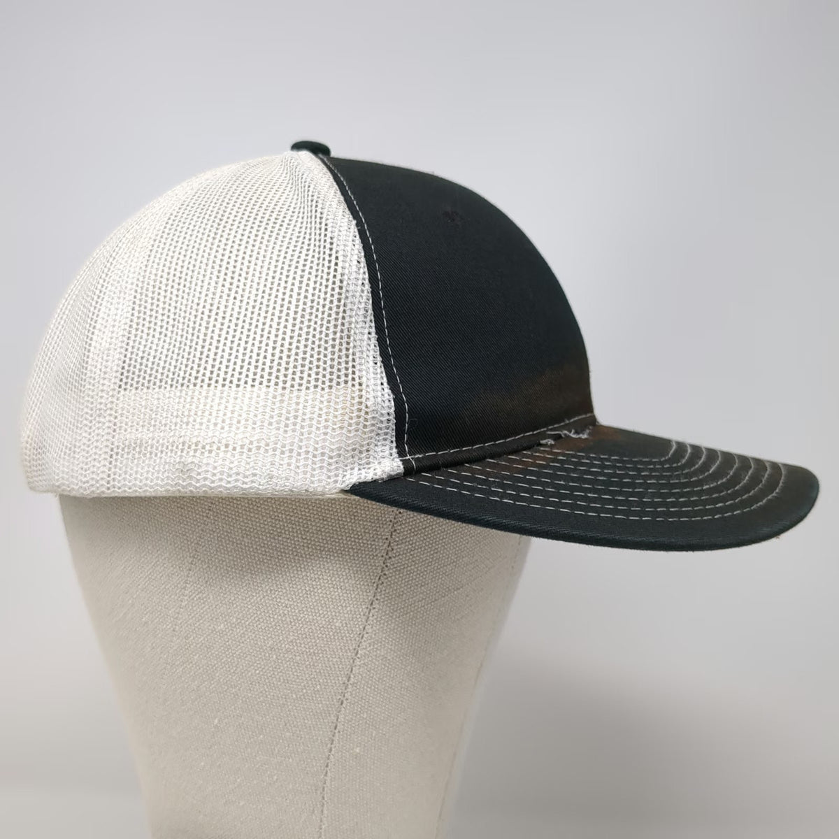 Port Authority Trucker Hat Black OSFM Snapback One Mane Ranch Horse Horseshoe