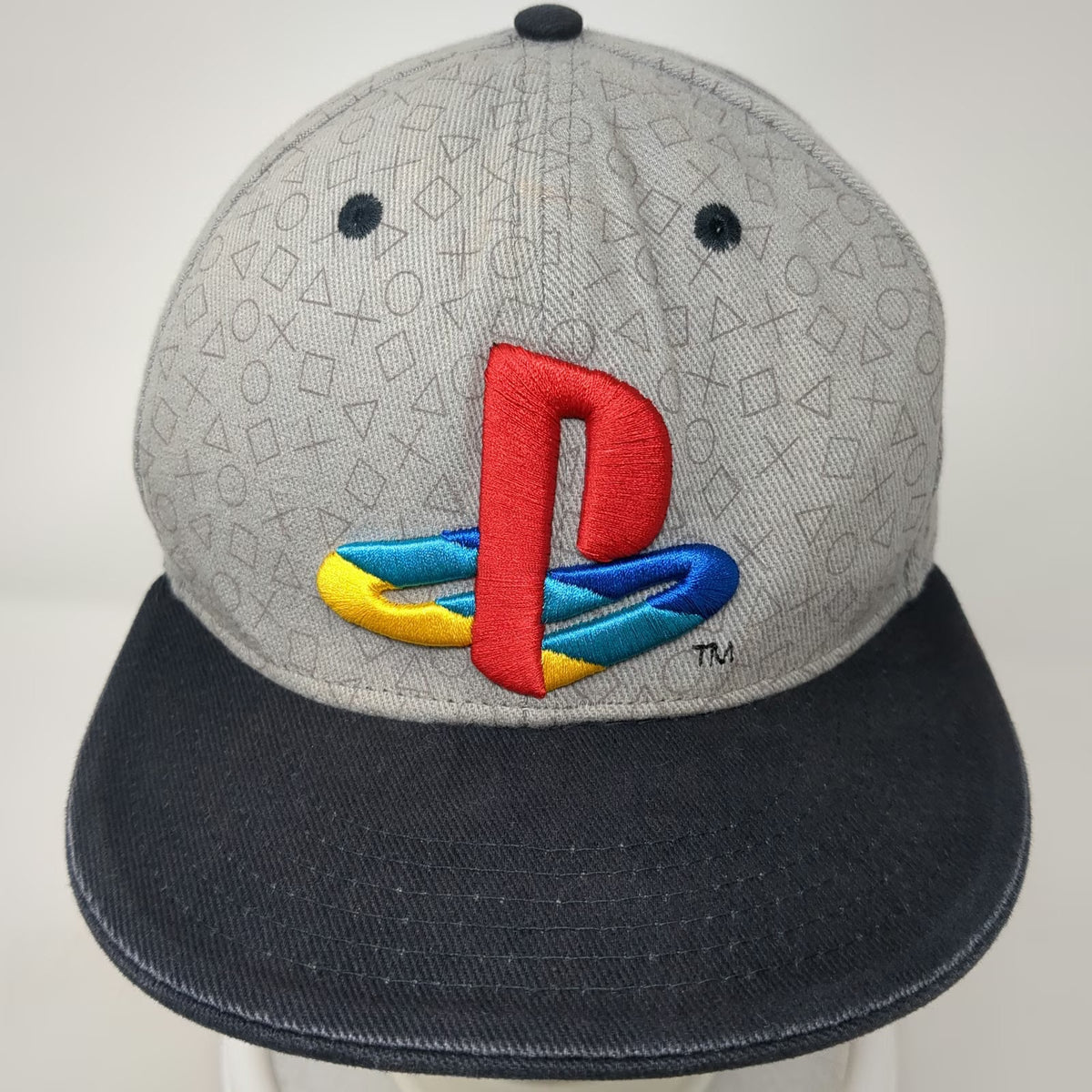 Numskull PlayStation Logo Gray Snapback Hat One Size Controller Pattern Flat