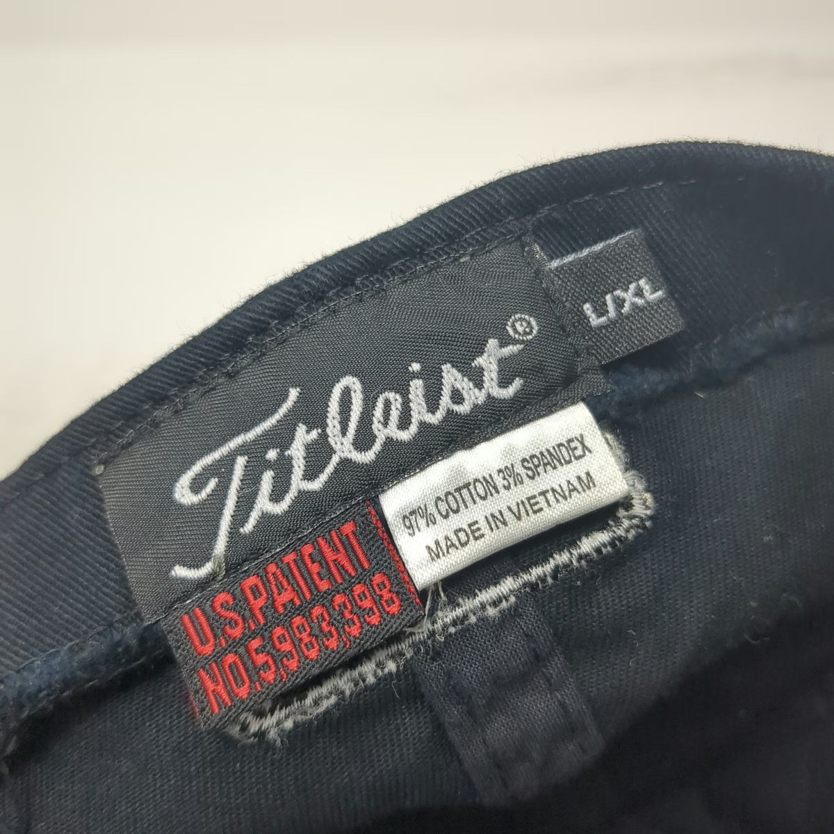 Titleist Fitted Baseball Cap Black XL Pro-Titanium 905 Stretch Fit Cotton Hat