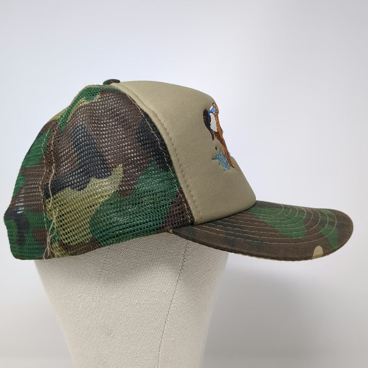 Speedway Trucker Hat Green One Size Mesh Back Camo Embroidered Mallard Duck Sun