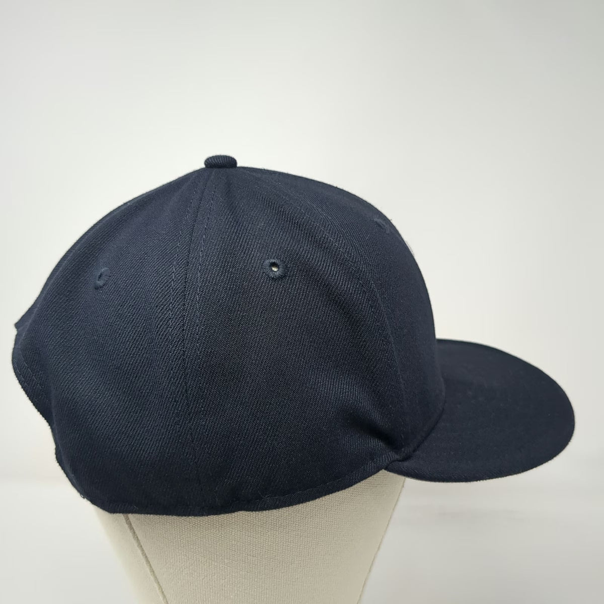 New Era New York Yankees MLB Blue Snapback One Size Hat 9FIFTY Flat Brim White