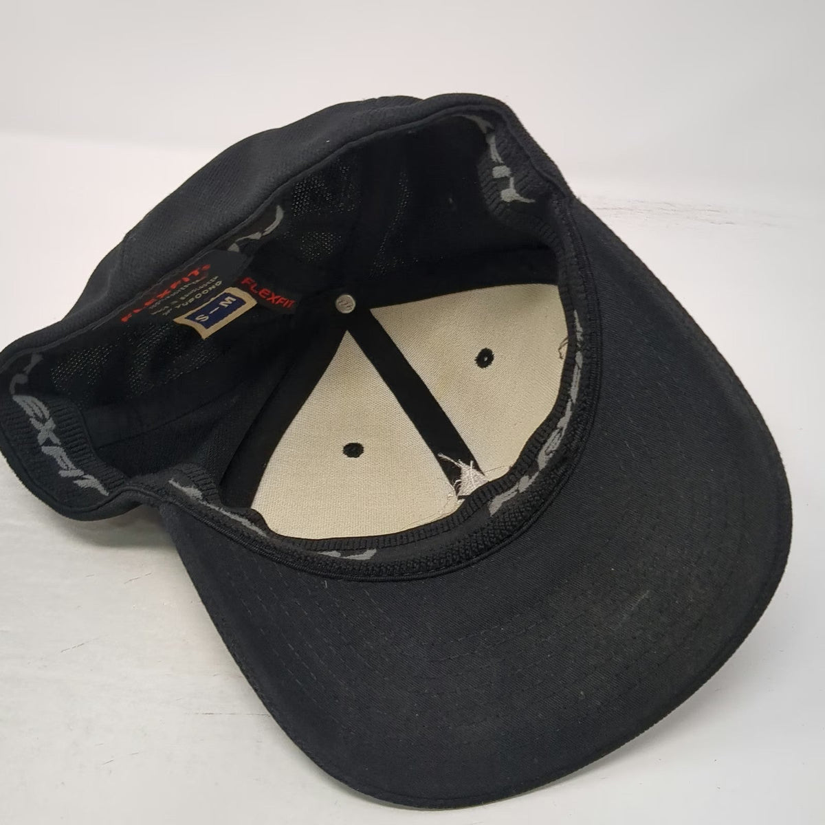 Flexfit Baseball Cap Black Size M Star Trek Klingon Empire Logo Hat Polyester