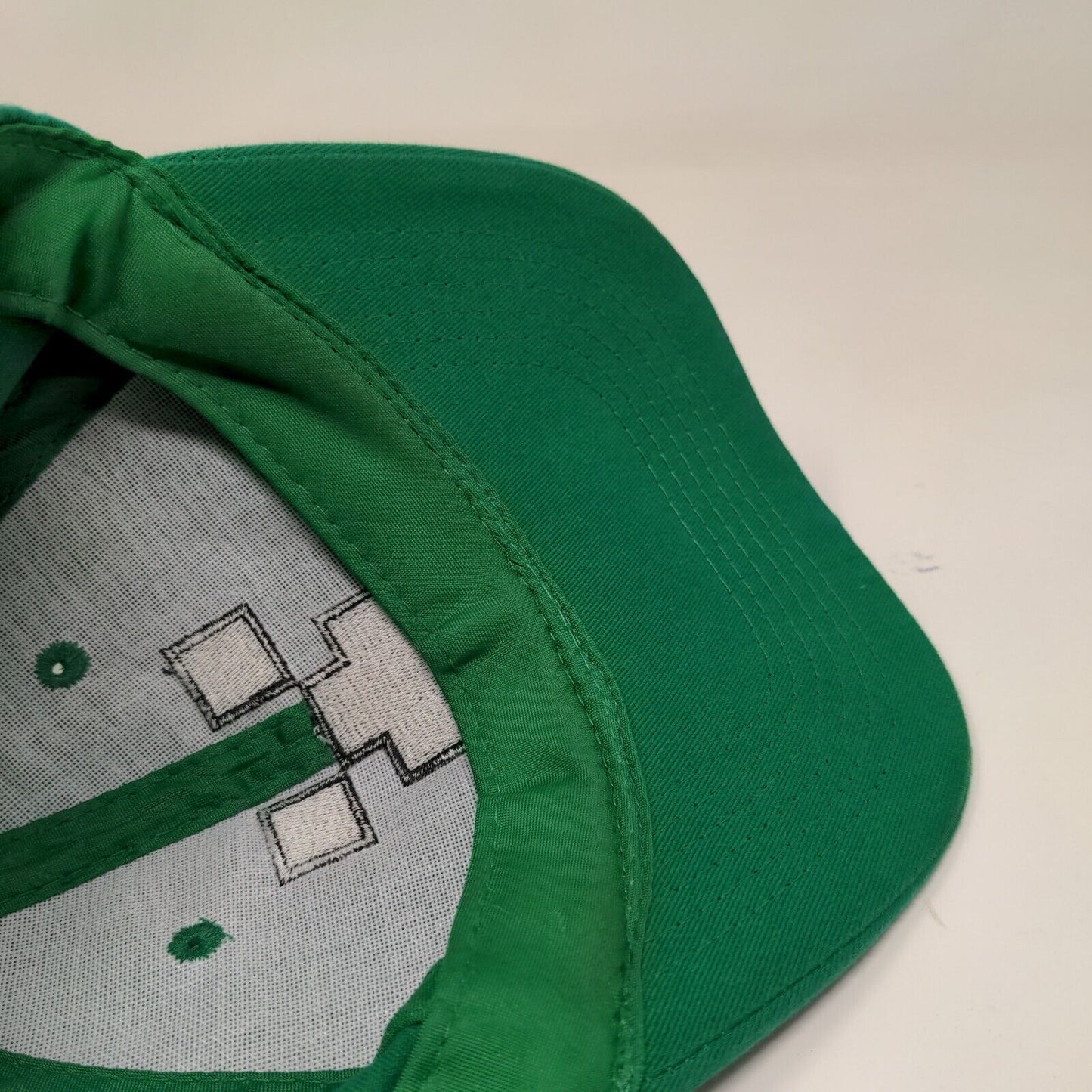 Jinx Boy's Snapback Hat Green Minecraft Embroidered Creeper Logo