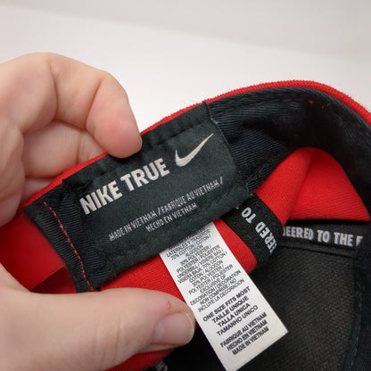 Nike True Snapback Hat Red One Size Adjustable Swoosh Vent Holes