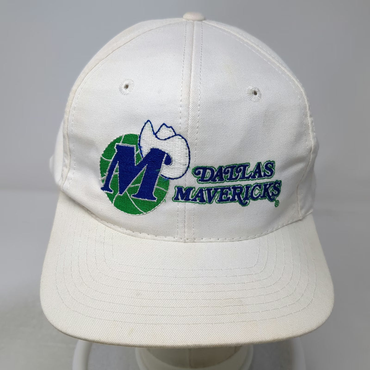 Dallas Mavericks NBA Twins Snapback White Blue Green Underbrim Logo Hat Vintage