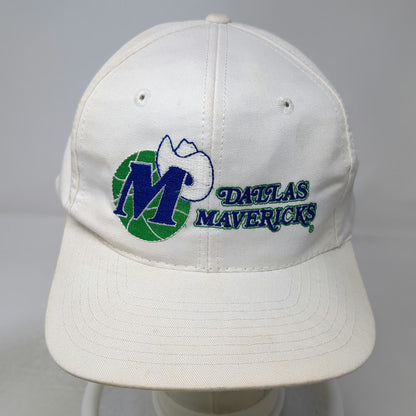 Dallas Mavericks NBA Twins Snapback White Blue Green Underbrim Logo Hat Vintage