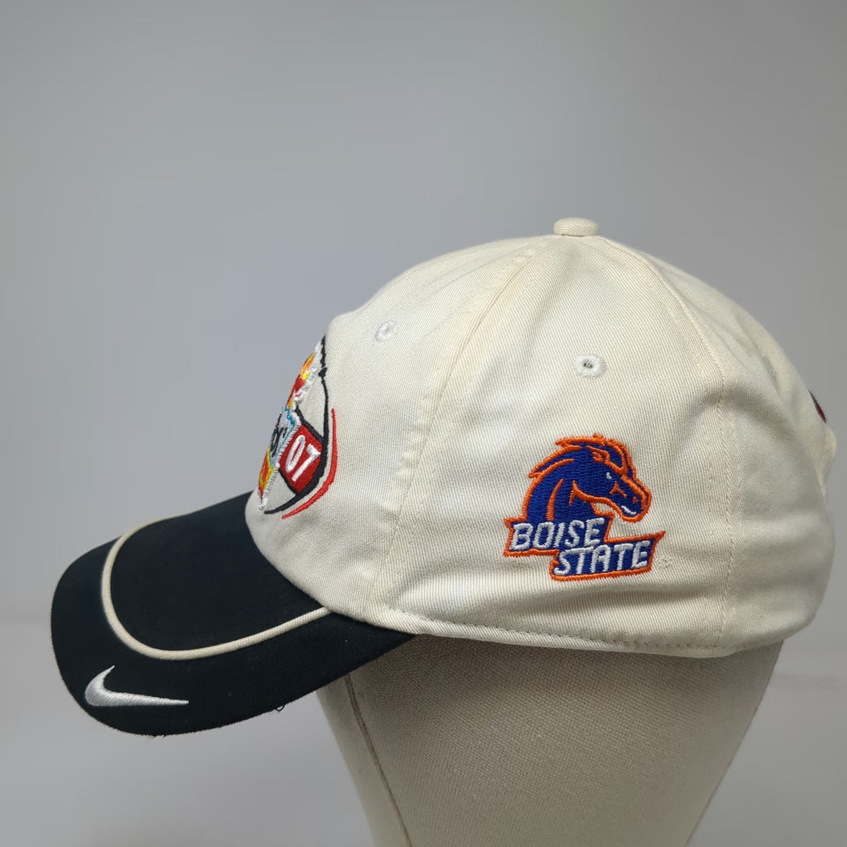 Nike Boise State Broncos NCAA White Black Cap One Size 2007 Fiesta Bowl BCS Hat