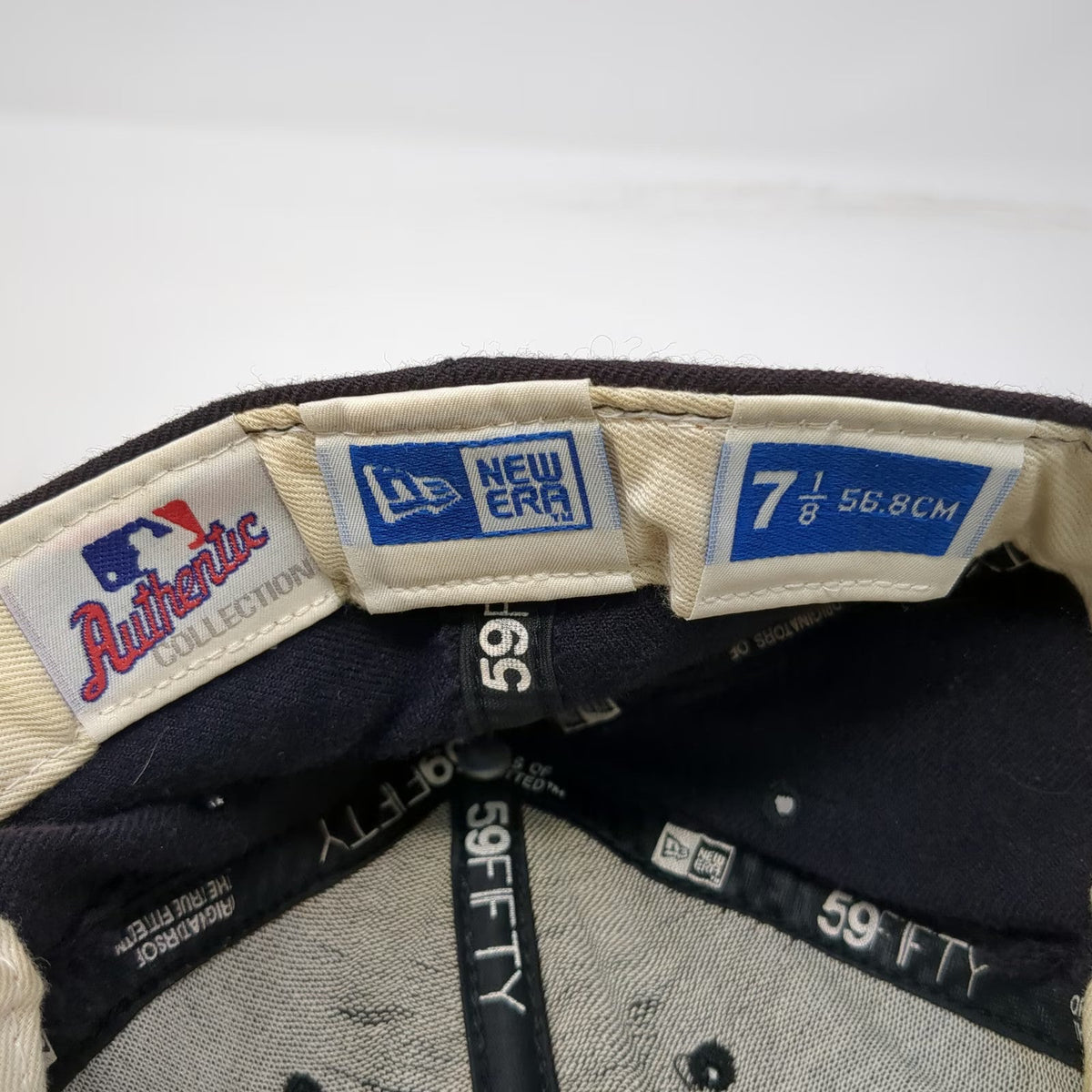 Detroit Tigers MLB New Era Blue Baseball Cap Hat Size 7 1/8 Wool Fitted 59FIFTY