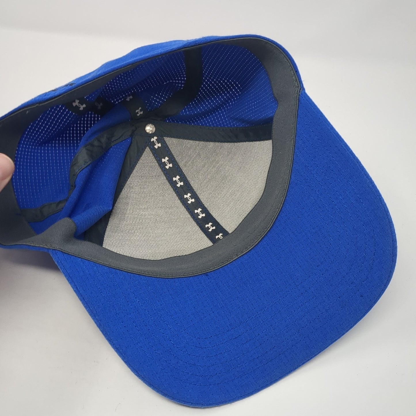 Under Armour Logo Fitted Hat Blue XL Classic Fit Stretch Solid 6 Panel