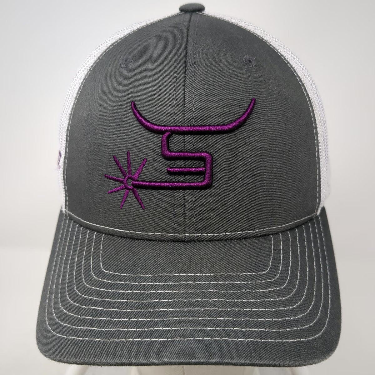 Richardson 112 Trucker Hat Gray One Size Spin Em Spur Logo Mesh Snapback Cowboy