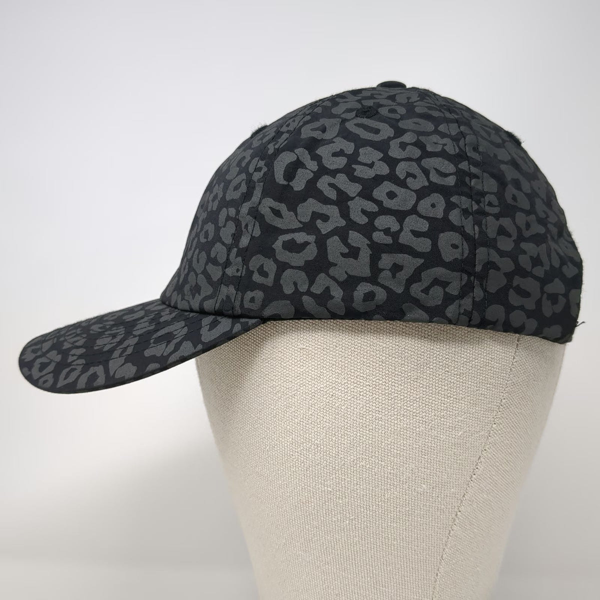 Gaiam Baseball Cap Black Gray One Size Leopard Print Athletic Fitness Yoga Hat