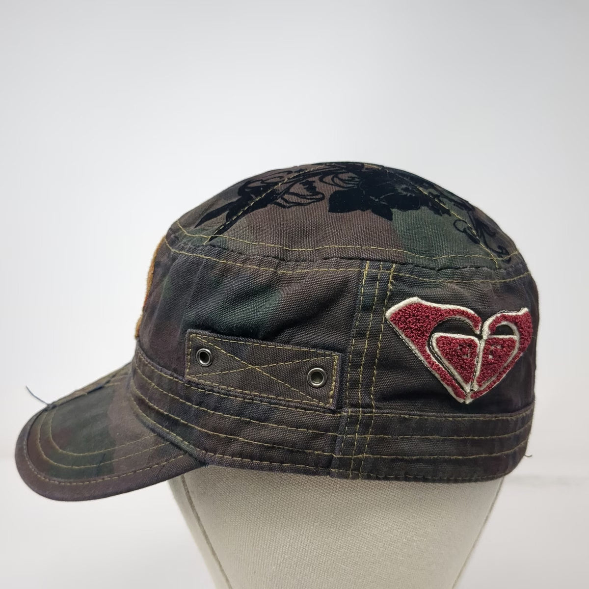 Roxy Army Cap Green Camo One Size Hat Distressed Crest Velvet Floral Heart