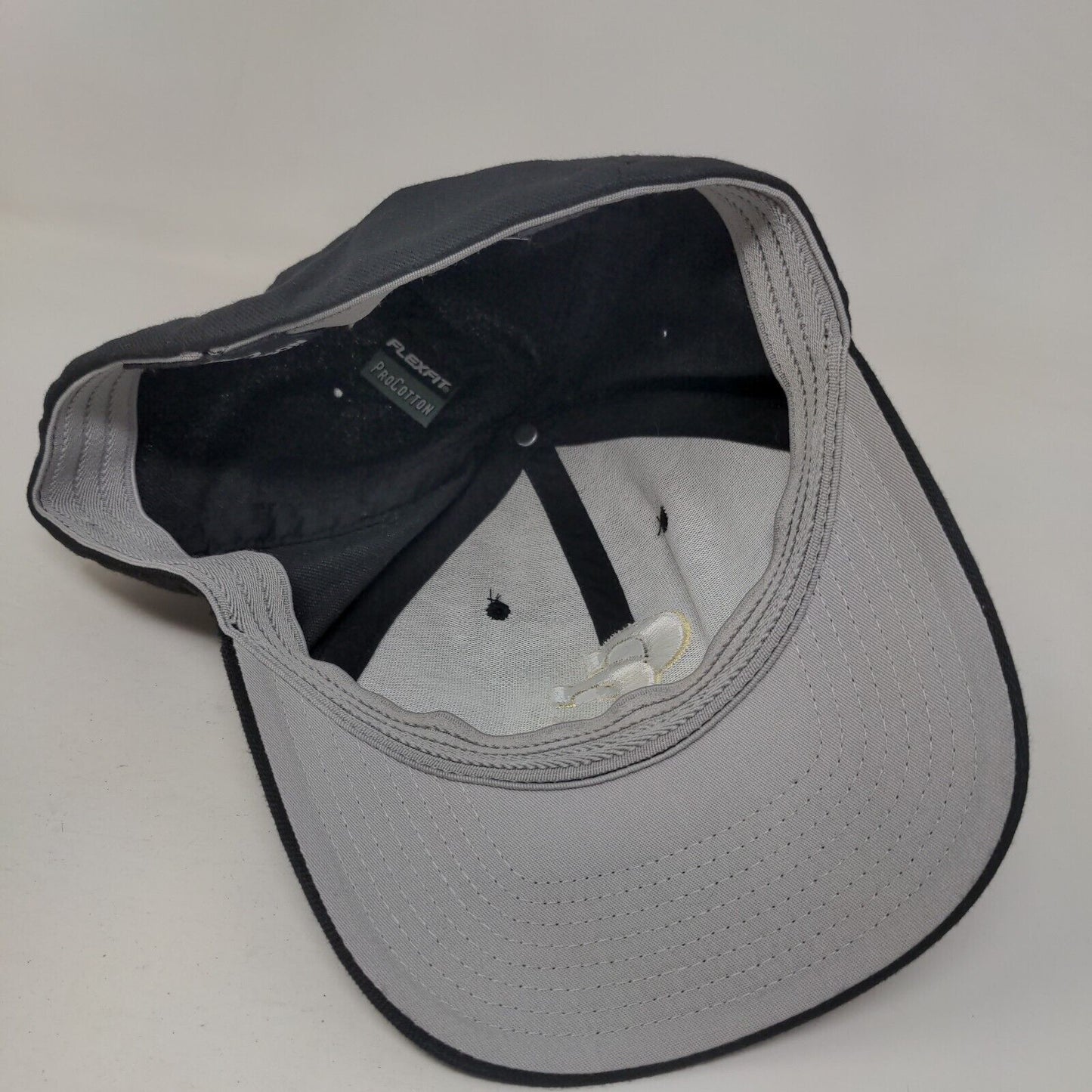 CC Fitted Hat Black M-L Embroidered Pro 185 Flexfit ProCotton Richardson