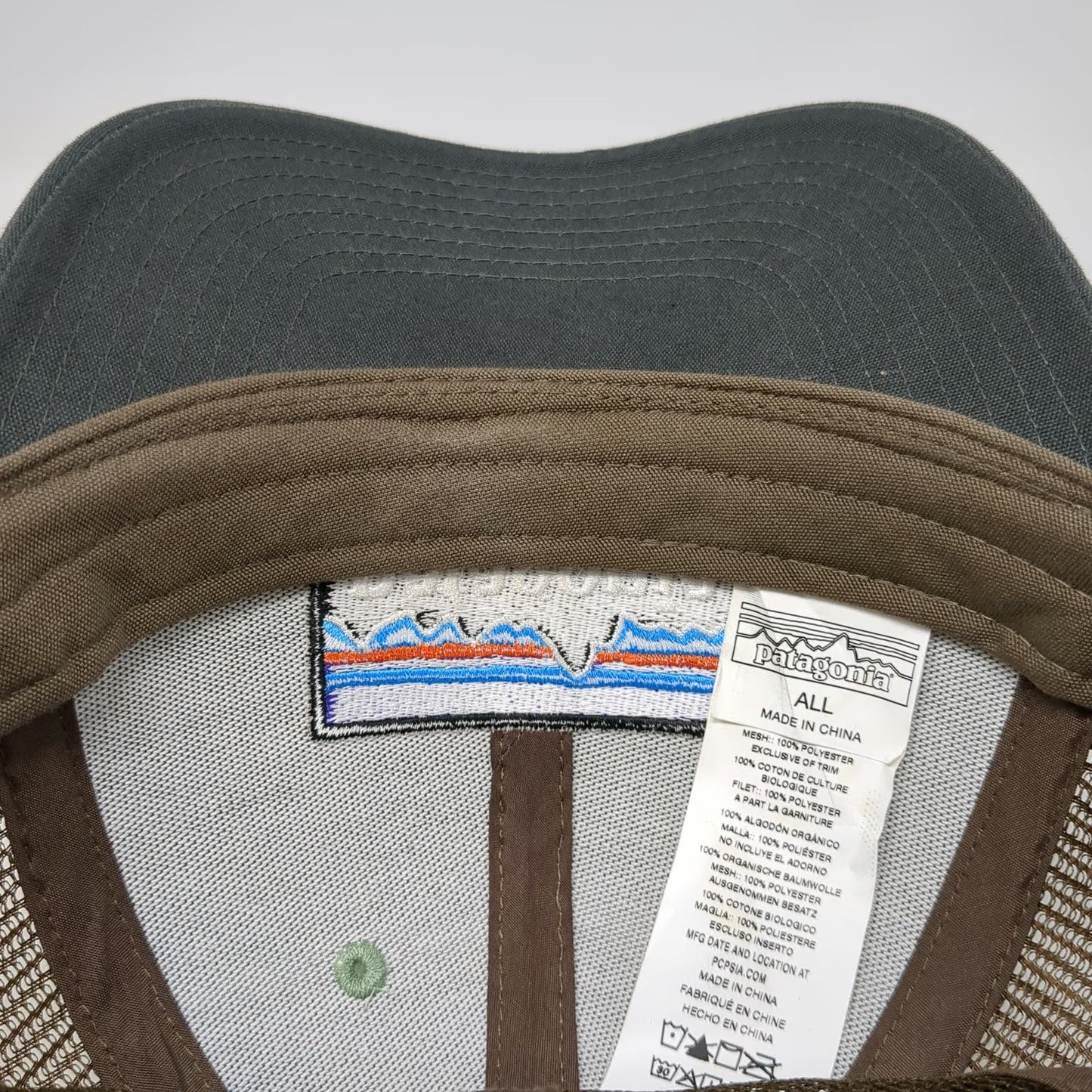 Patagonia Trucker Hat Green Gray One Size Mesh Snapback Fitz Roy Patch Cotton