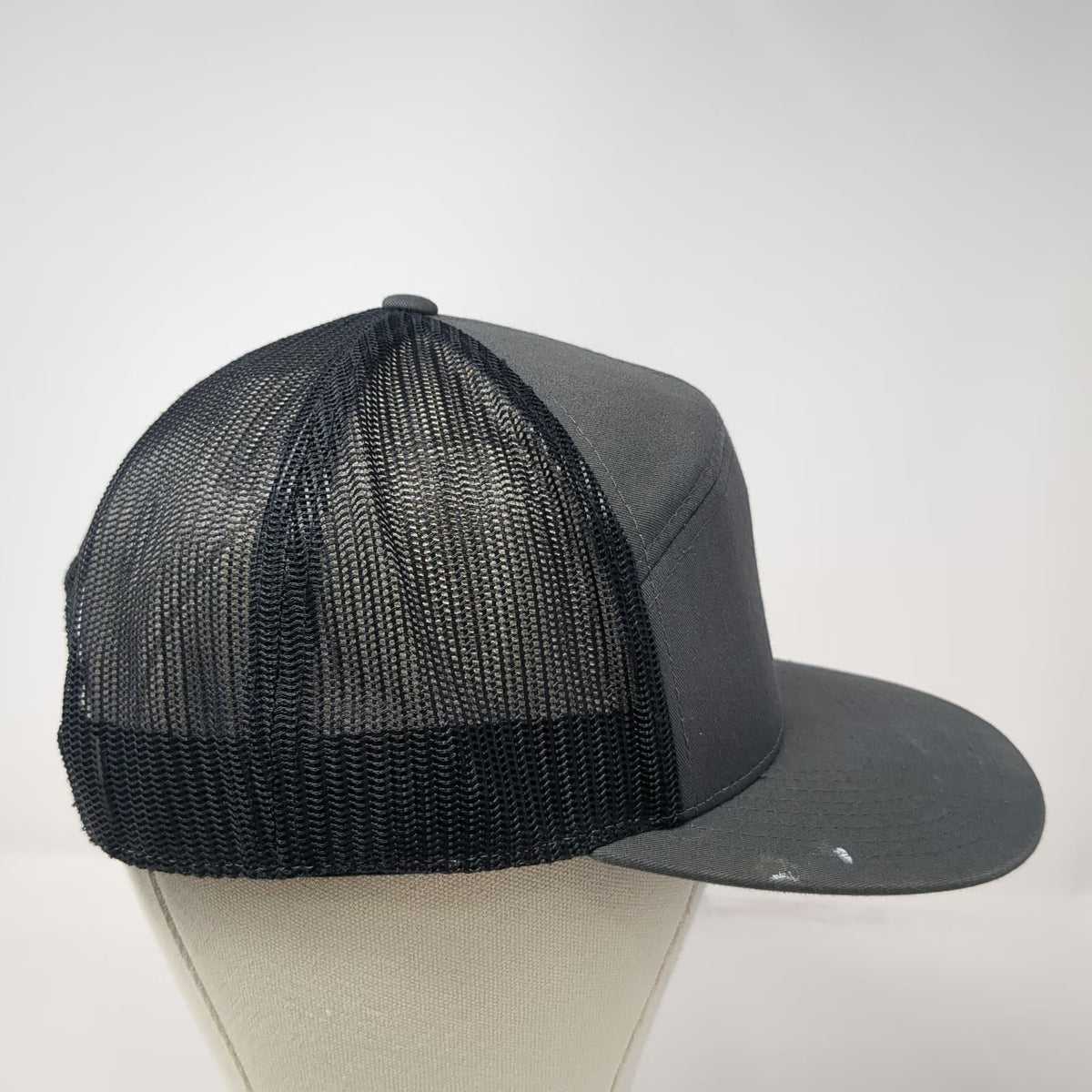 Richardson Trucker Hat Gray One Size Kioxia Memory Maker Mesh Snapback 7-Panel