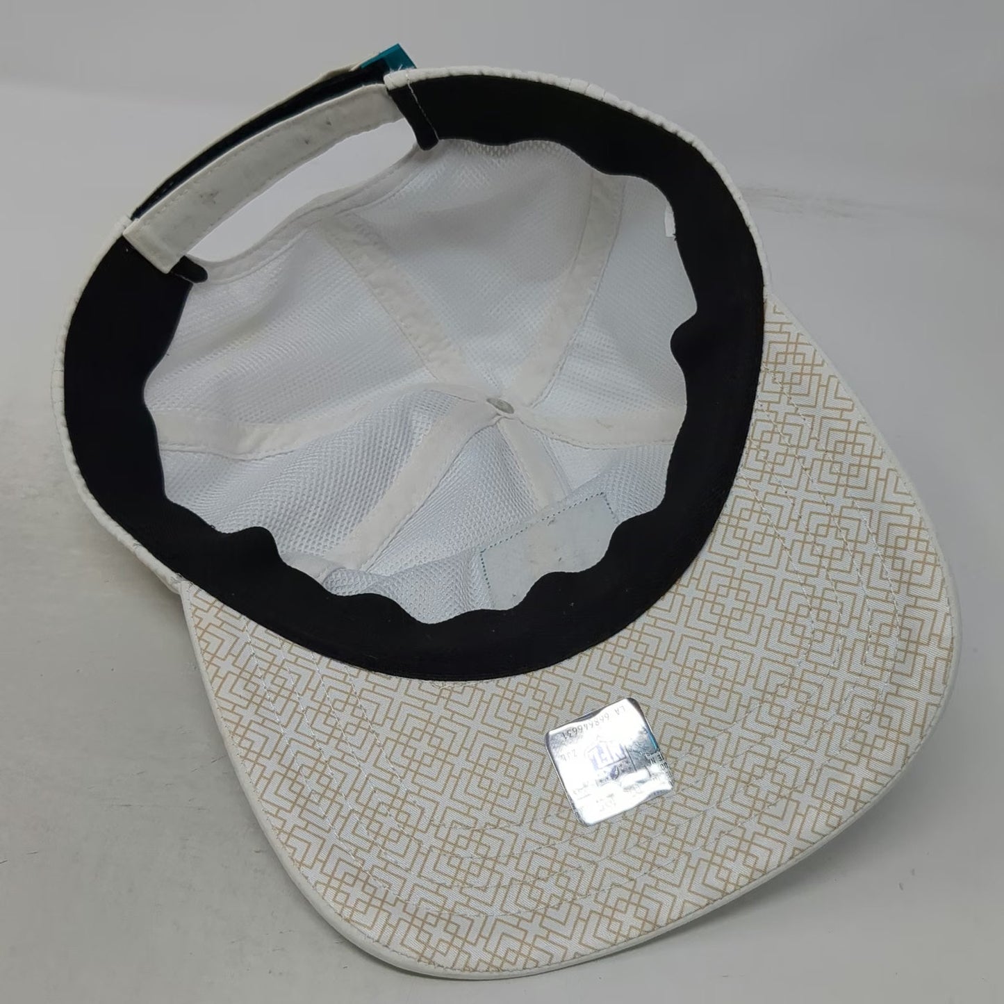 BD&A Baseball Cap White Blue One Size Super Bowl LIV NFL Strapback hat