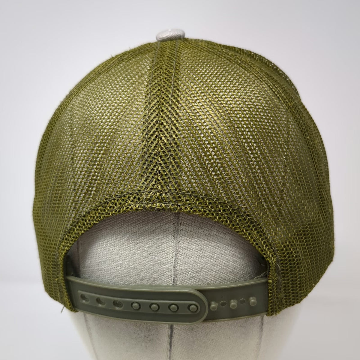 Bass Pro Shops Trucker Hat Green One Size Mesh Back Snapback Fish Patch Logo