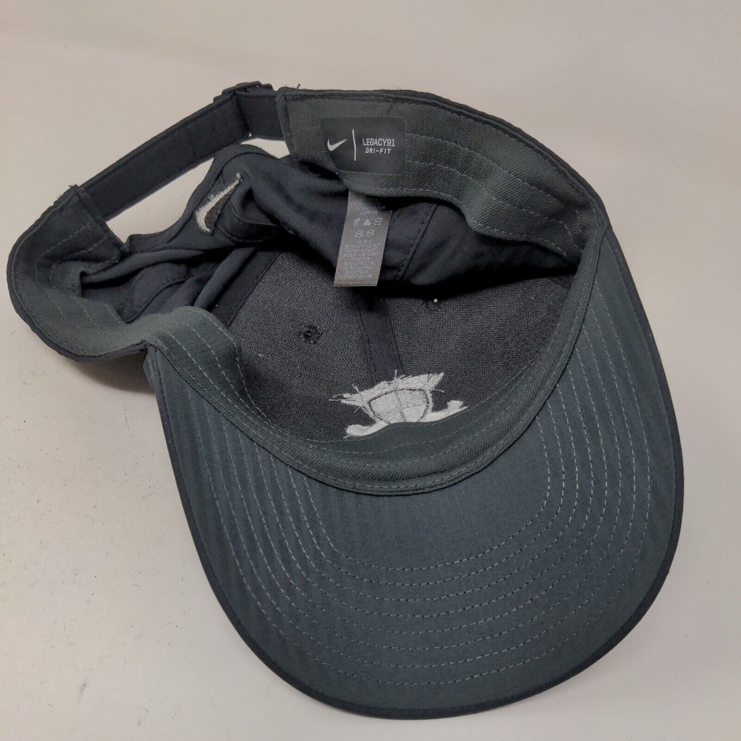 Nike Legacy91 Dri Fit Men's Slideback Hat Black Size OSFM Sandestin Golf Club