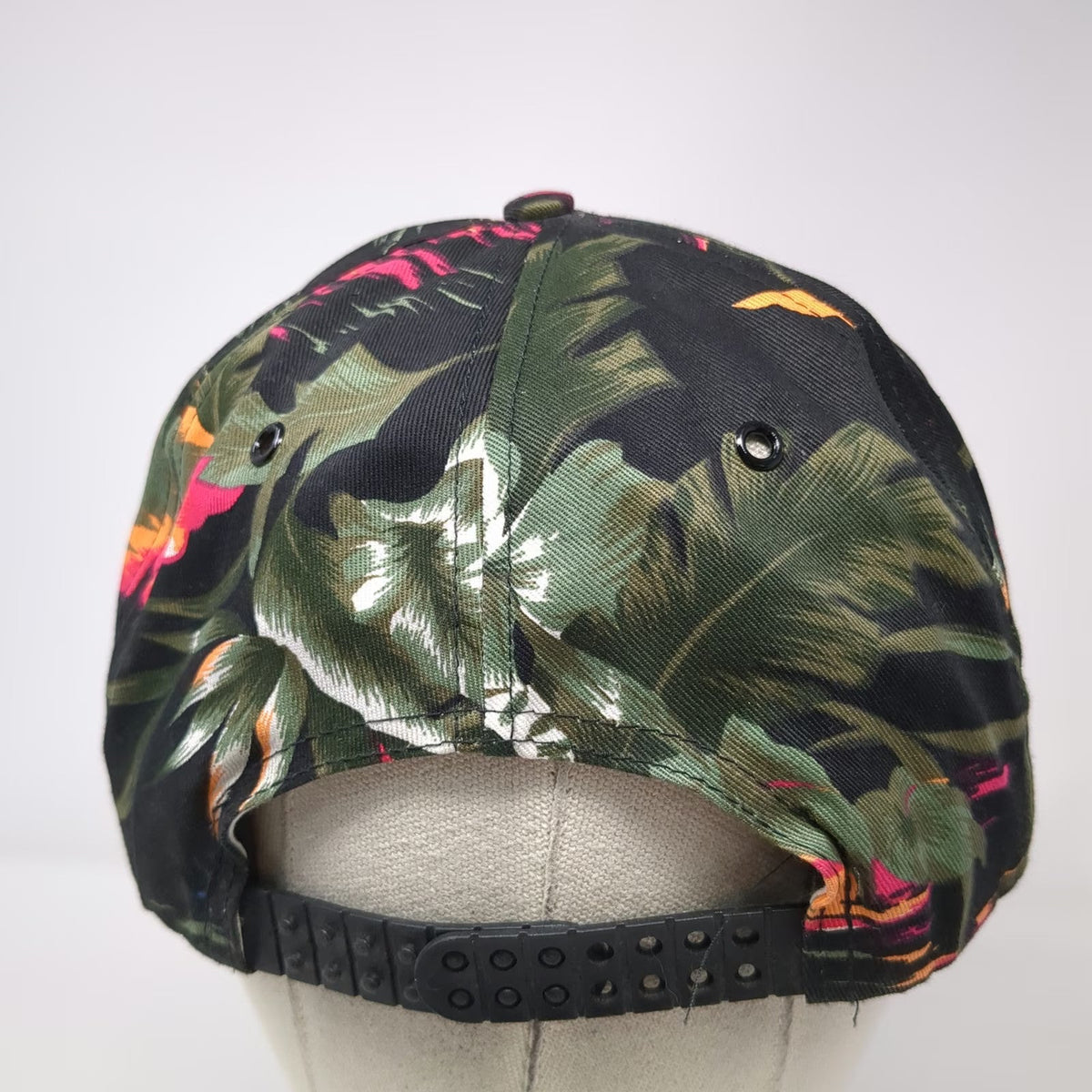 San Sun 5 Panel Black One Size Boise Cascade Joist Rope Floral Snapback Hat Logo