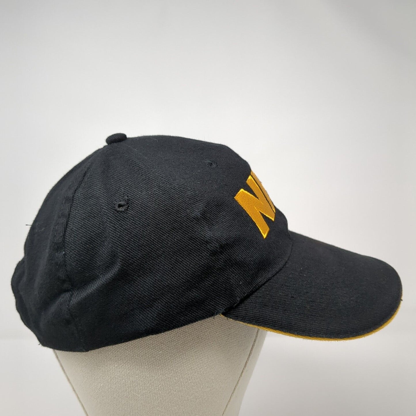 NRA Strapback Hat Black OSFA Adjustable Embroidered USA American Flag