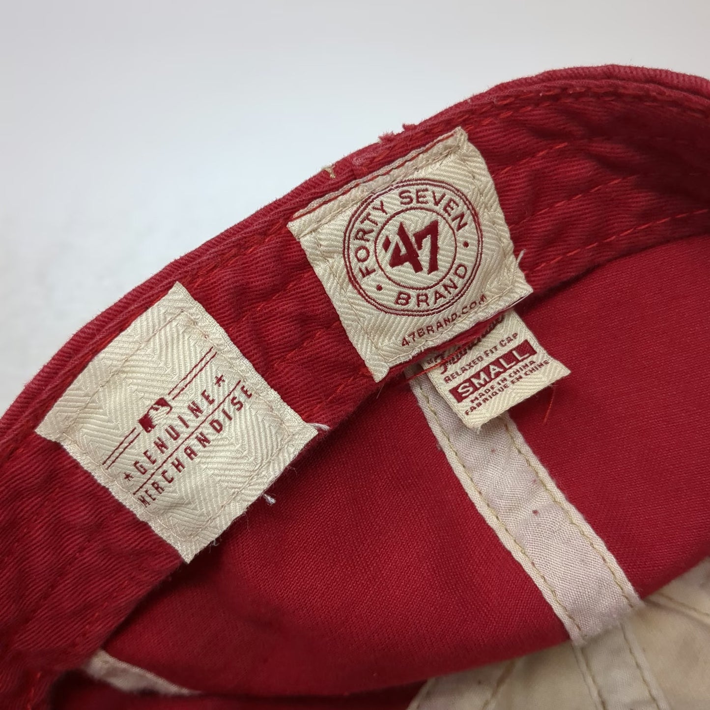 Philadelphia Phillies MLB 47 Brand Baseball Cap Hat Red Size S Contrast Logo