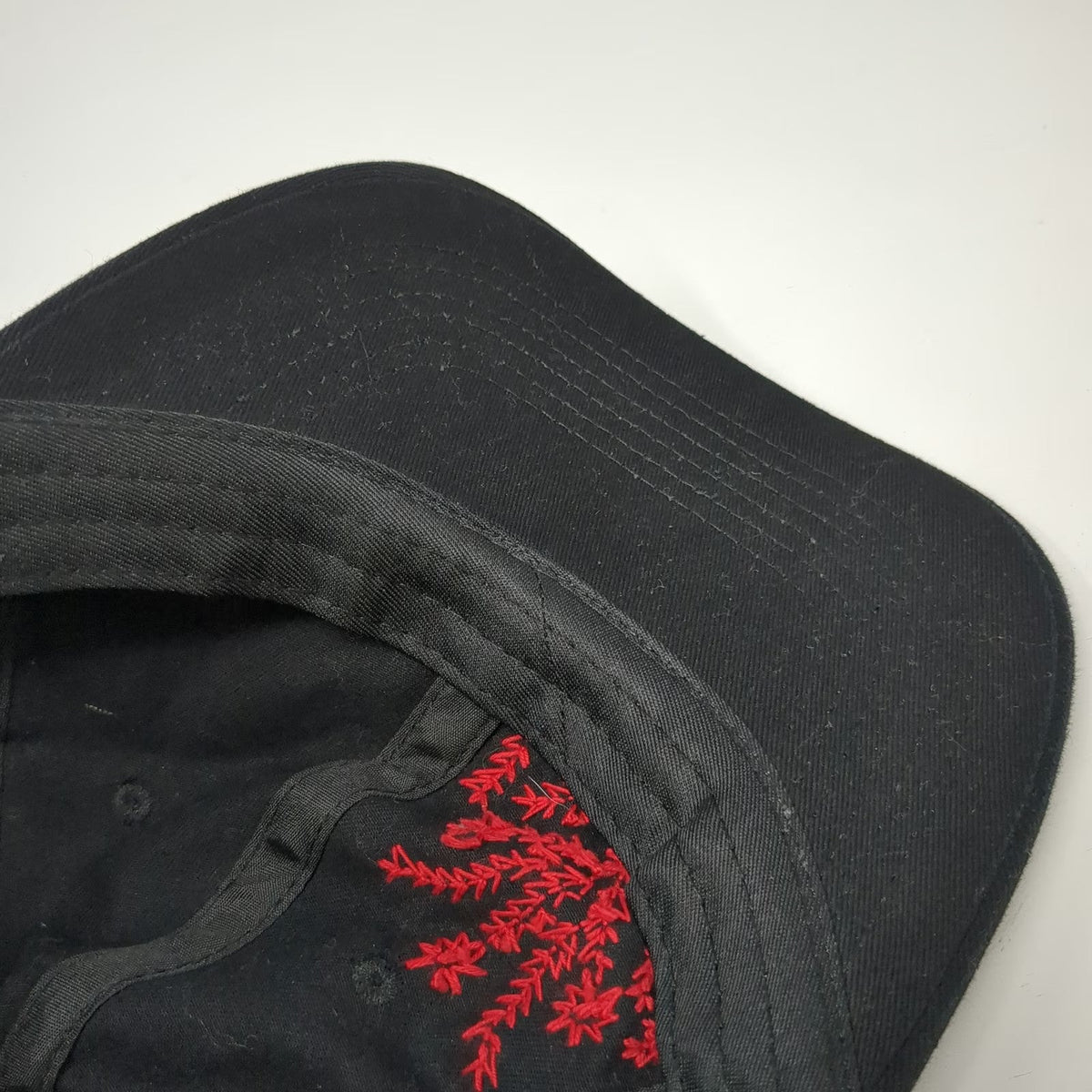 Sports Baseball Cap Black Red One Size Floral Embroidery Cotton Slideback Hat