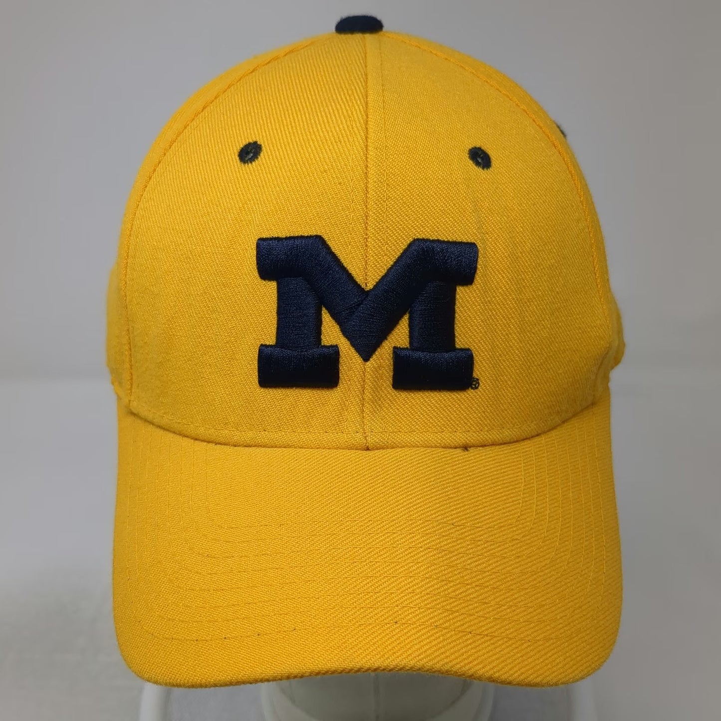 Michigan Wolverines NCAA Zephyr Cap Yellow Blue 7 1/2 Fitted Wool Blend Logo Hat