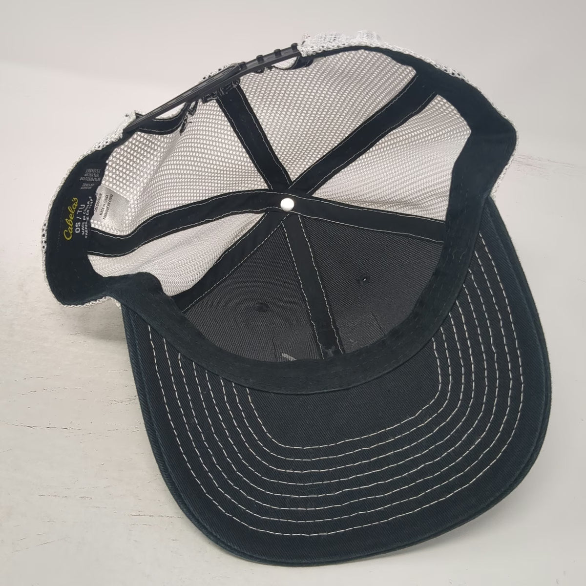 Cabela's Trucker Hat Black One Size Hunting Dog Mesh Snapback Contrast Stitch