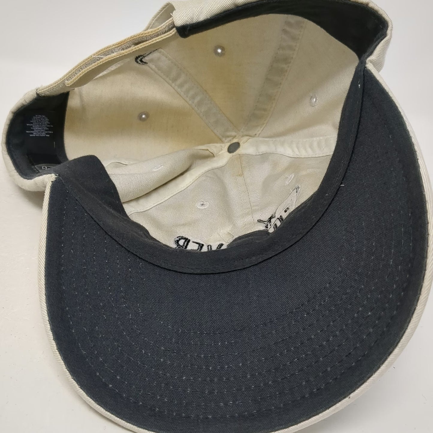 Nike Baseball Cap Beige One Size Sunriver Resort Golf Adjustable Strap Hat