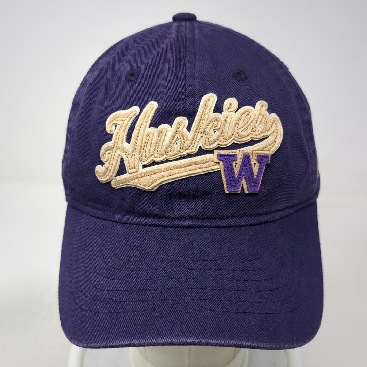 Washington Huskies NCAA Zephyr Purple One Size Cap Strapback Cotton Embroidered