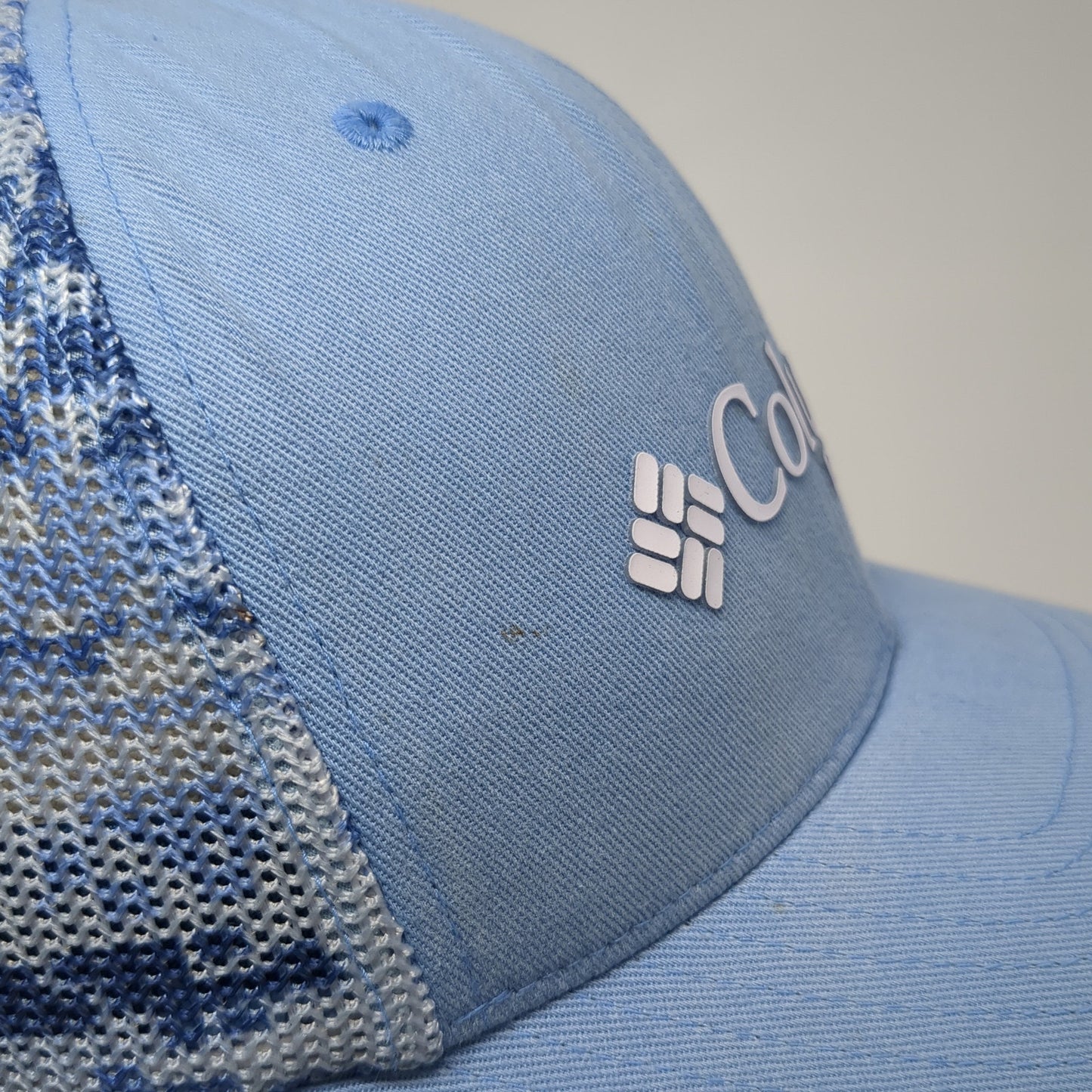 Columbia PFG Fitted Trucker Hat Blue Medium Lightweight Embroidered Mesh Back
