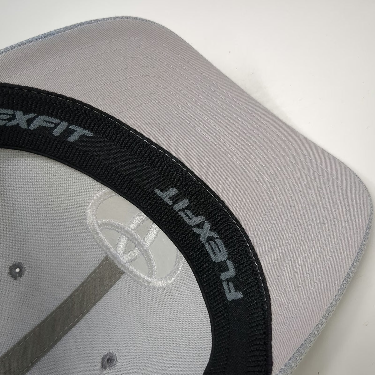 Flexfit Baseball Cap Gray One Size Toyota Logo Mesh Stretch Fit Curved Brim Hat