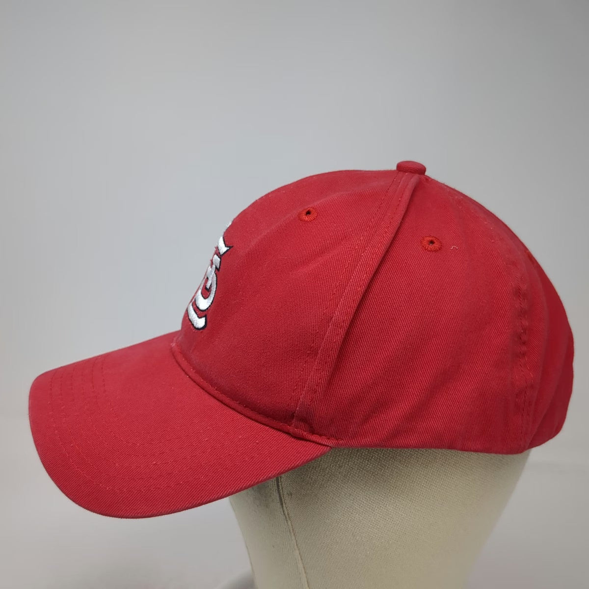 St. Louis Cardinals MLB Fan Favorite Baseball Cap Red One Size Strapback Cotton