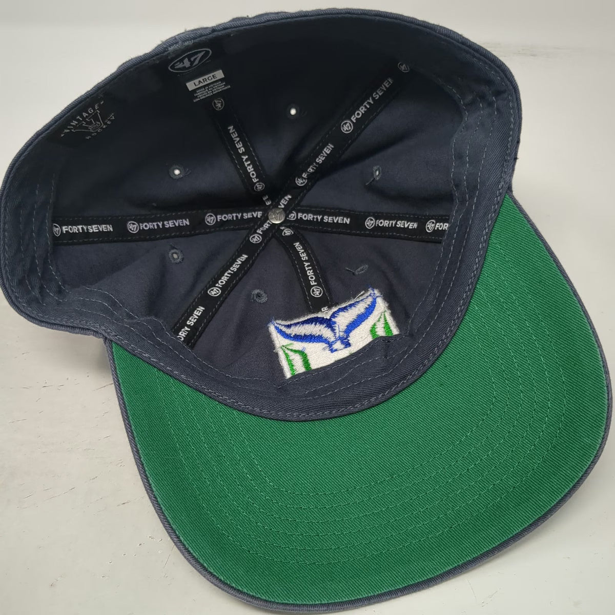 Hartford Whalers NHL '47 Cap Gray L Green Undervisor Logo Embroidered Fitted Hat