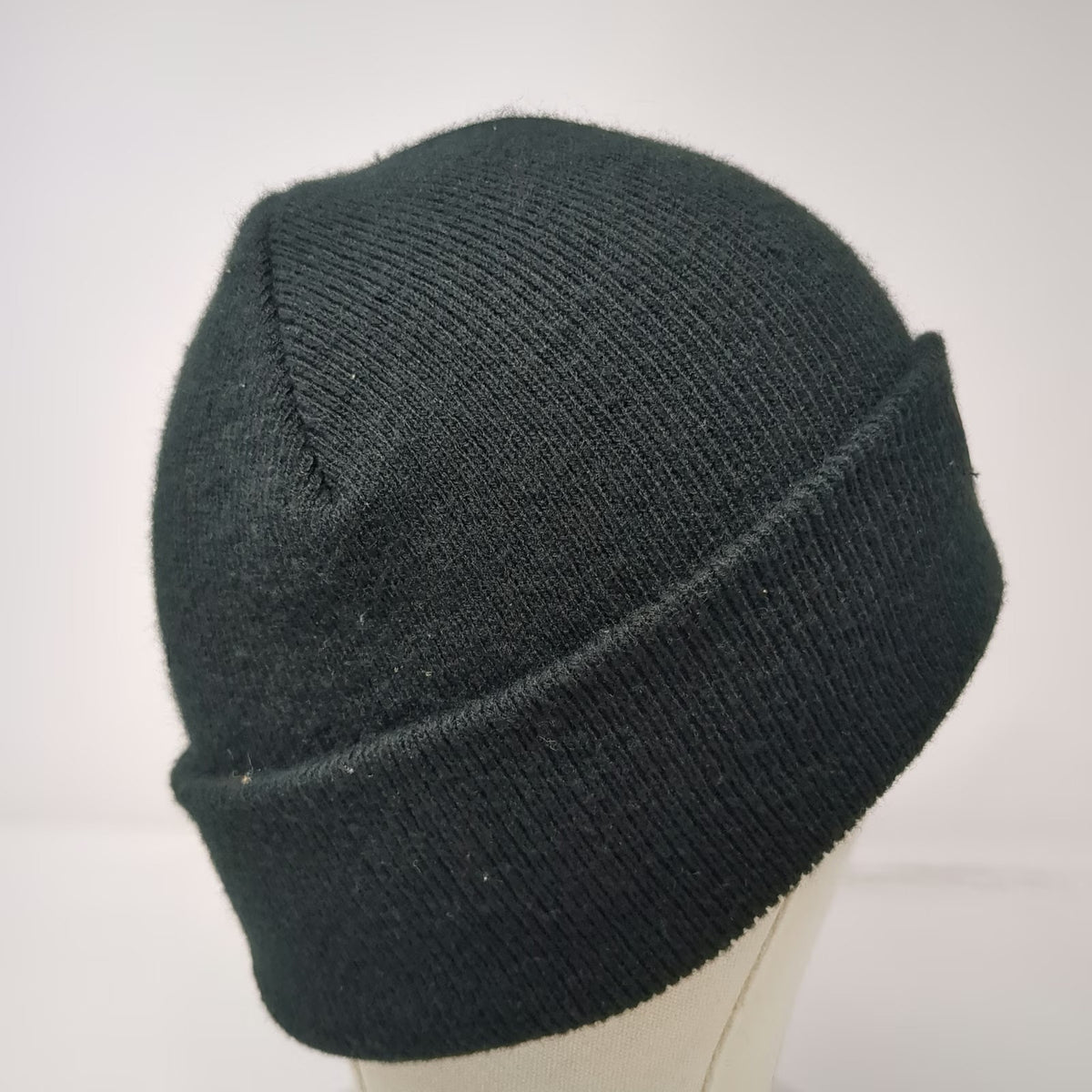 Dickies Beanie Black One Size Cuffed Ribbed Knit Logo Patch Acrylic Work Hat
