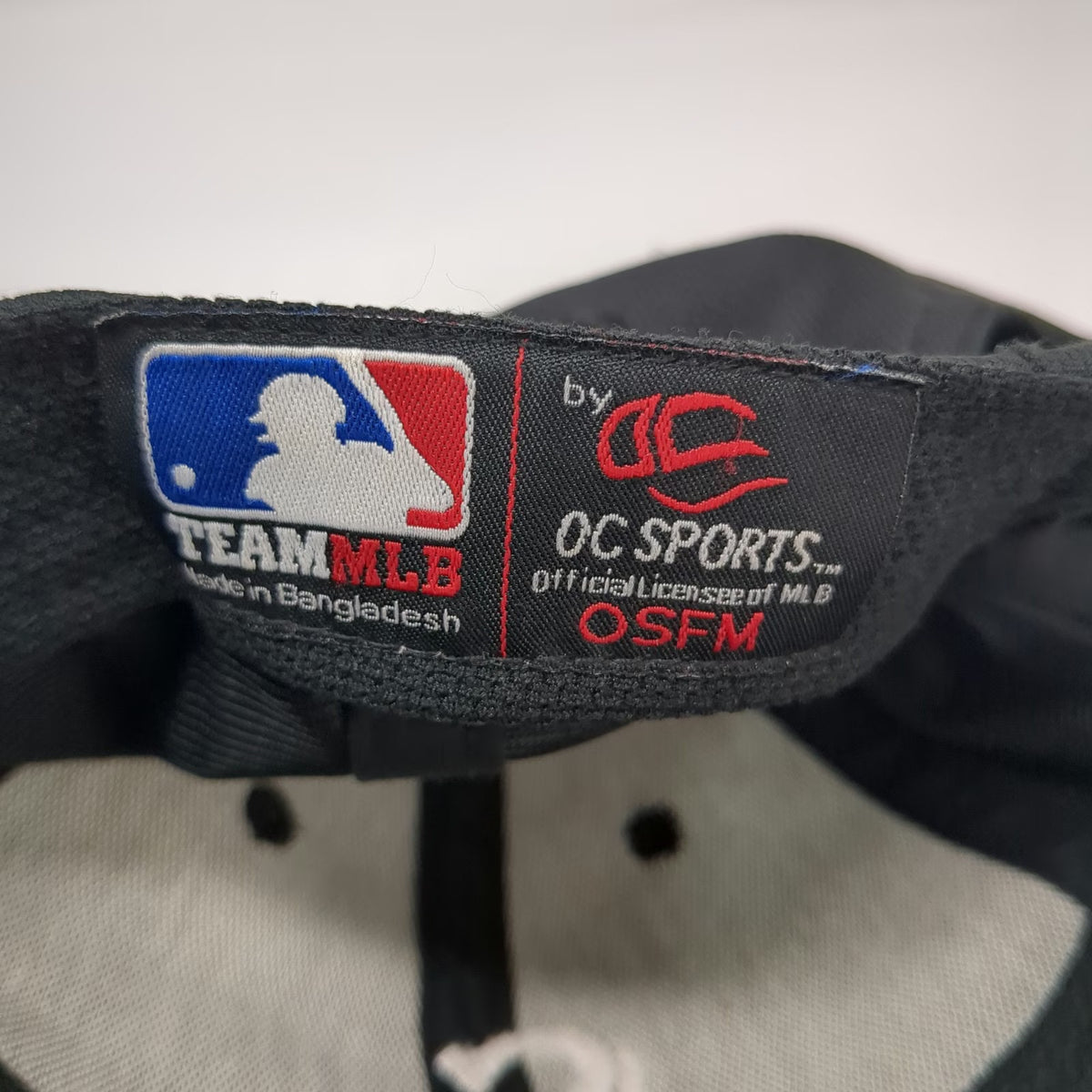 OC Sports Chicago White Sox MLB Baseball Cap Black One Size OSFM Strapback Hat