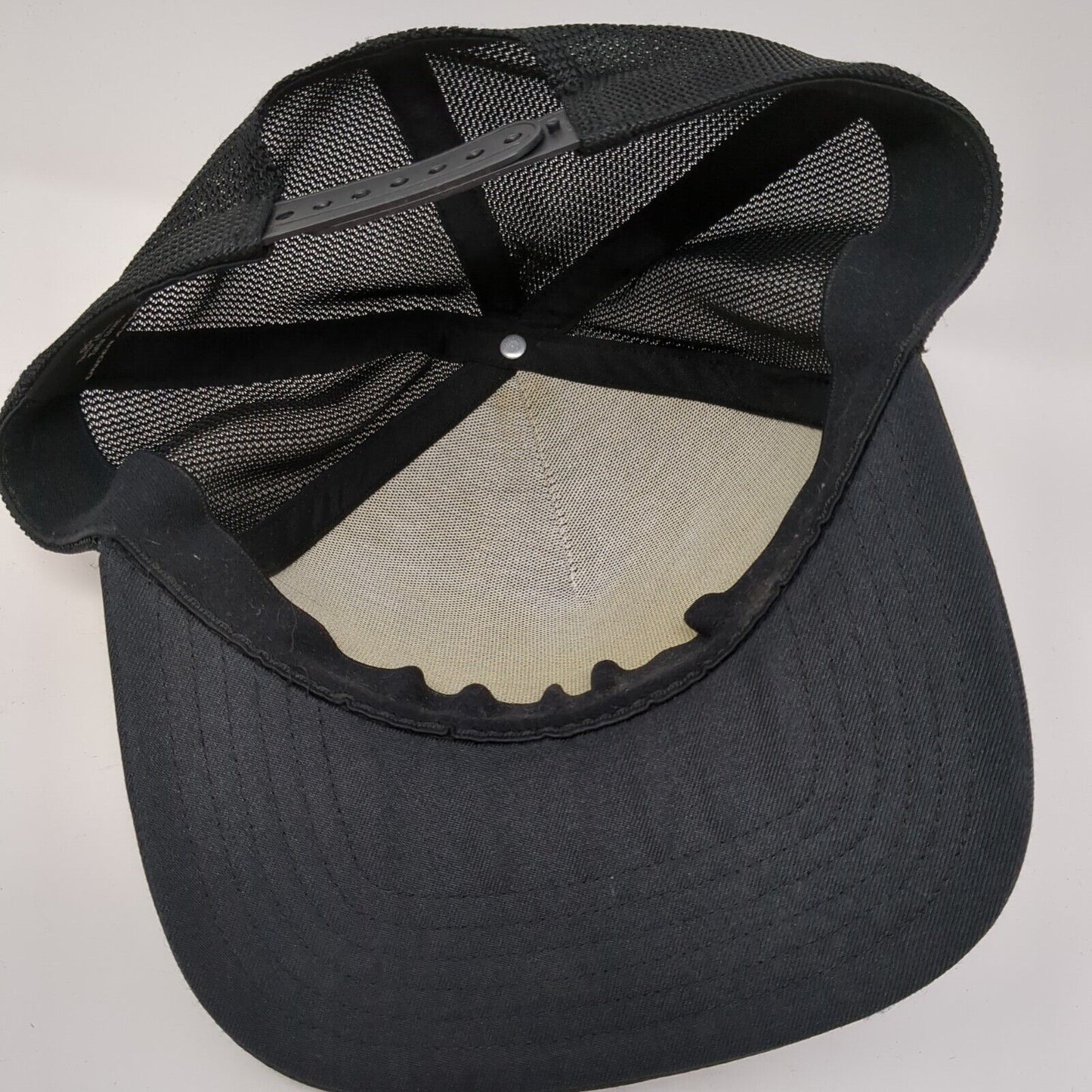 Under Armour Snapback Trucker Hat Multi OS Adjustable Embroidered Mesh Back