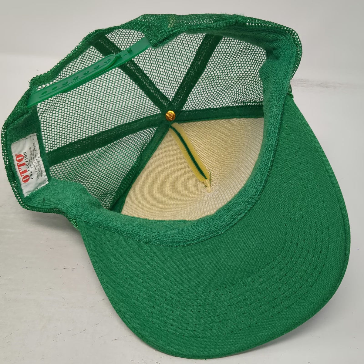 OTTO Trucker Hat Green One Size Silver Kentwood Mesh Snapback Foam Rope Hat