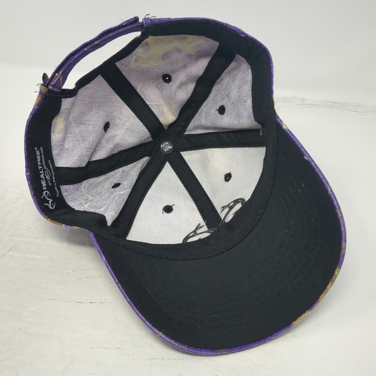 Realtree Antler Purple Camo Baseball Cap One Size Hat Strapback Hunting Logo