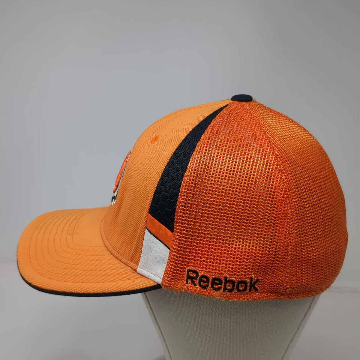 Cincinnati Bengals NFL Reebok Cap Orange XL Mesh Stretch Fit Curved Brim Hat